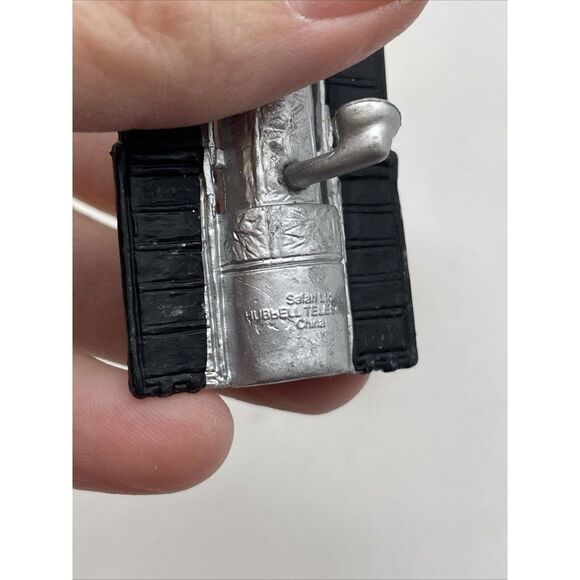 Safari NASA Astronauts Figures Planets and Accessories Toy Figures - Picture 6 of 12